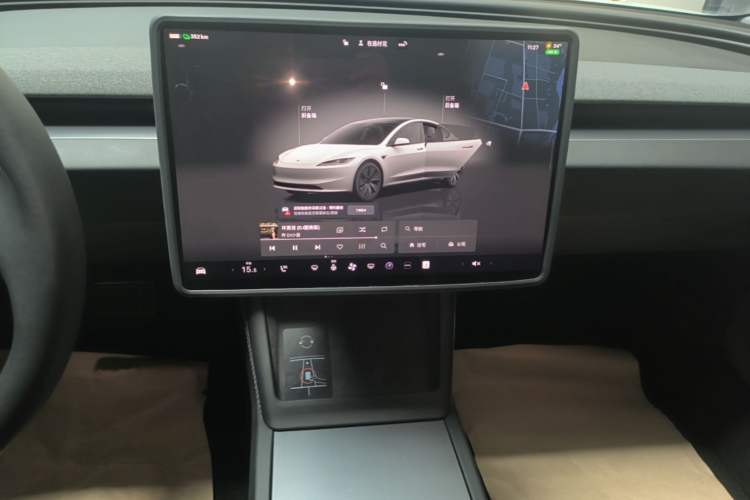 Used Tesla Model 3 2023 Rear-Wheel-Drive Version Audio And AC Panel