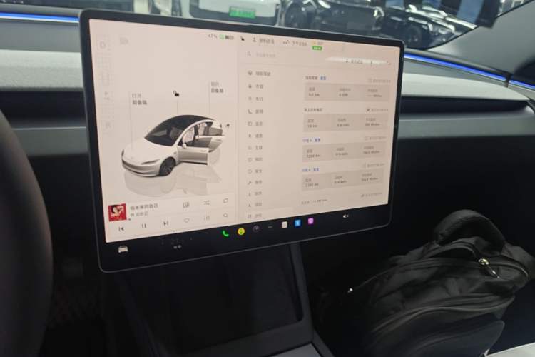 Used Tesla Model 3 2023 Rear-Wheel-Drive Version Audio And AC Panel