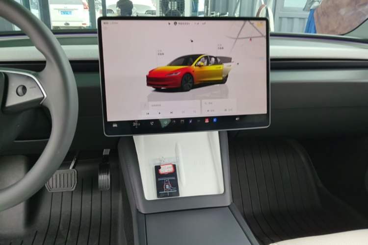 Used Tesla Model 3 2023 Rear-Wheel-Drive Version Audio And AC Panel