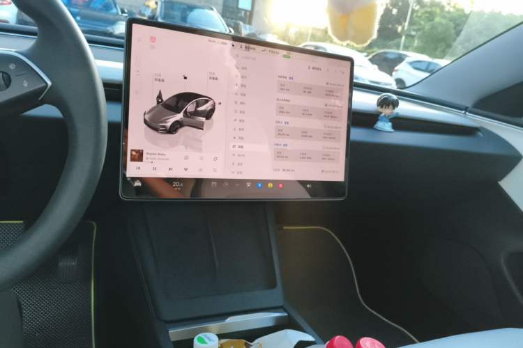 Used Tesla Model 3 2023 Rear-Wheel-Drive Version Audio And AC Panel