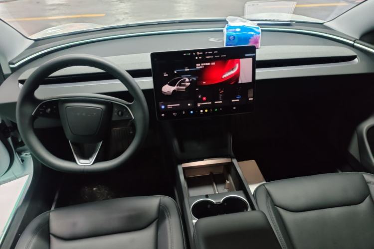 Used Tesla Model 3 2023 Long-Range All-Wheel-Drive Version Center Console