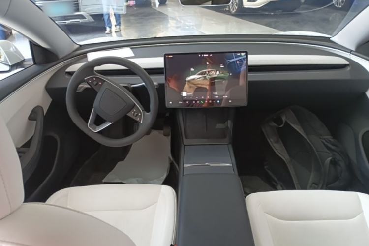 Used Tesla Model 3 2023 Rear-Wheel-Drive Version Center Console