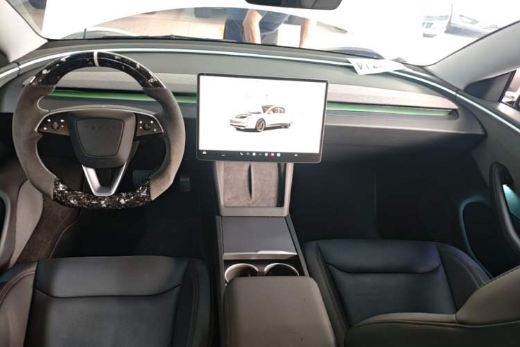 Used Tesla Model 3 2023 Rear-Wheel-Drive Version Center Console