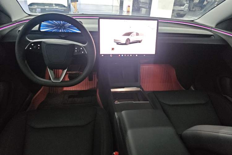 Used Tesla Model 3 2023 Rear-Wheel-Drive Version Center Console
