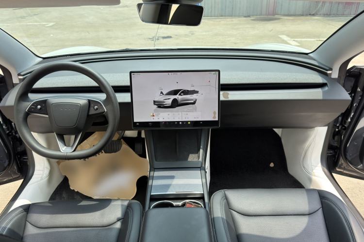 Used Tesla Model 3 2023 Rear-Wheel-Drive Version Center Console