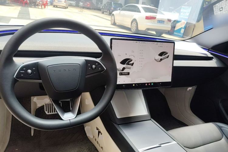 Used Tesla Model 3 2023 Rear-Wheel-Drive Version Center Console
