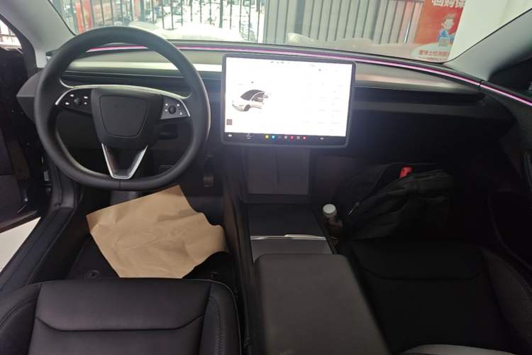 Used Tesla Model 3 2023 Rear-Wheel-Drive Version Center Console