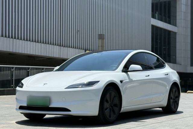 Used Tesla Model 3 2023 Rear-Wheel-Drive Version