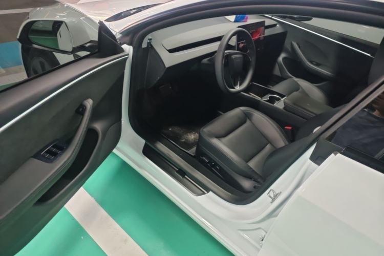 Used Tesla Model 3 2023 Long-Range All-Wheel-Drive Version Driver Seat