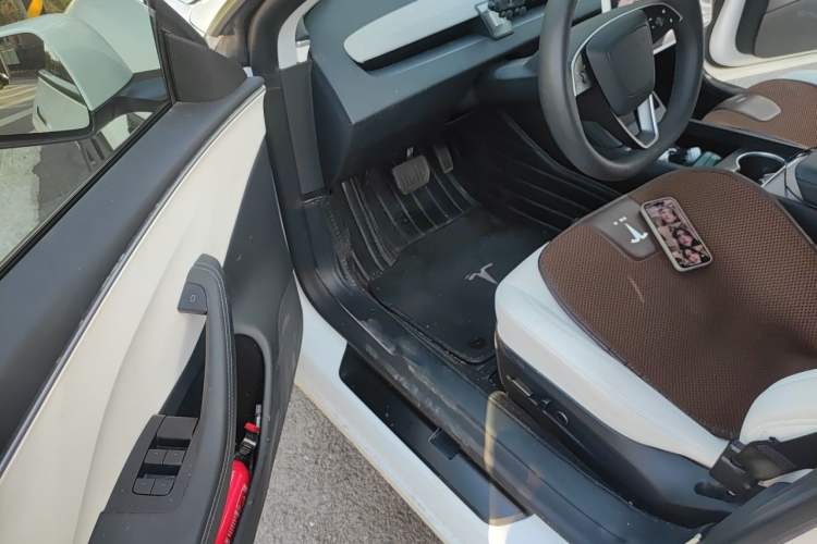 Used Tesla Model 3 2023 Rear-Wheel-Drive Version Driver Seat
