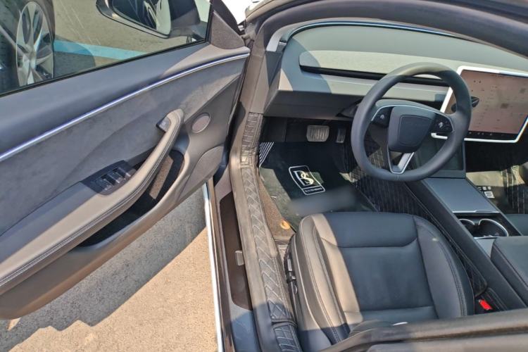 Used Tesla Model 3 2023 Long-Range All-Wheel-Drive Version Driver Seat