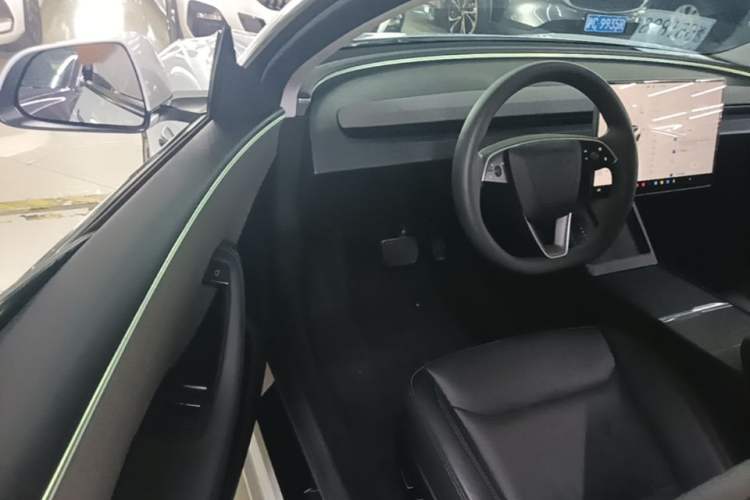 Used Tesla Model 3 2023 Rear-Wheel-Drive Version Driver Seat