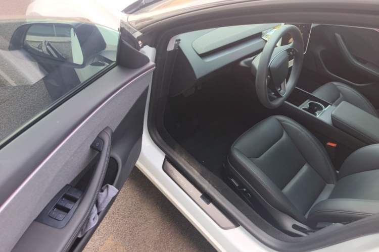 Used Tesla Model 3 2023 Rear-Wheel-Drive Version Driver Seat