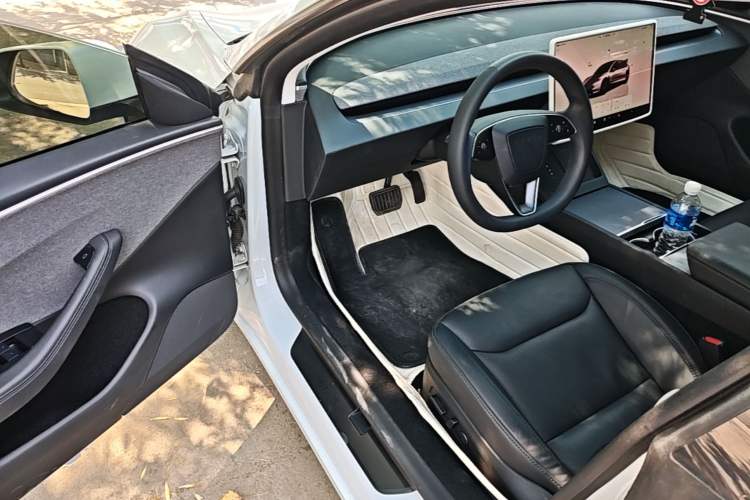 Used Tesla Model 3 2023 Rear-Wheel-Drive Version Driver Seat