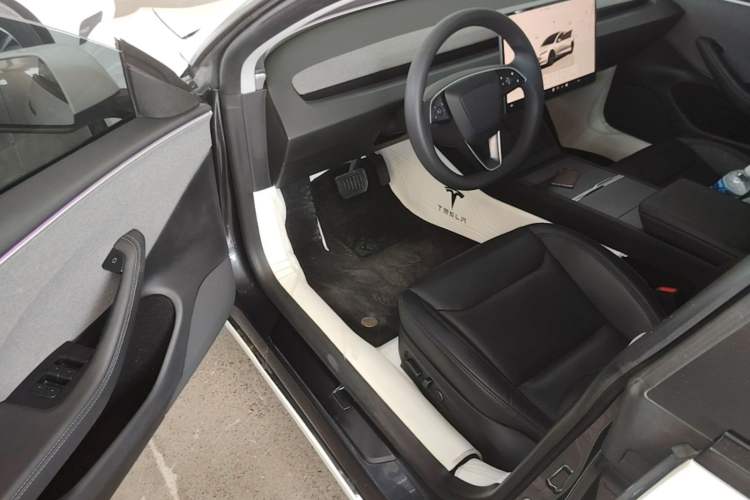 Used Tesla Model 3 2023 Rear-Wheel-Drive Version Driver Seat