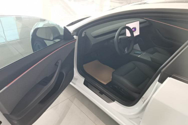 Used Tesla Model 3 2023 Rear-Wheel-Drive Version Driver Seat