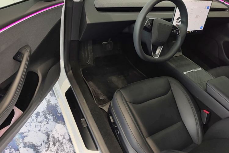Used Tesla Model 3 2023 Rear-Wheel-Drive Version Driver Seat