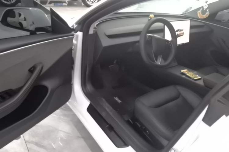 Used Tesla Model 3 2023 Rear-Wheel-Drive Version Driver Seat