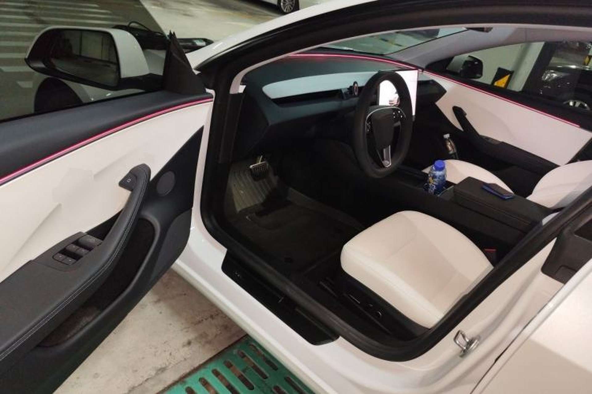 Used Tesla Model 3 2023 Long-Range All-Wheel-Drive Version Driver Seat