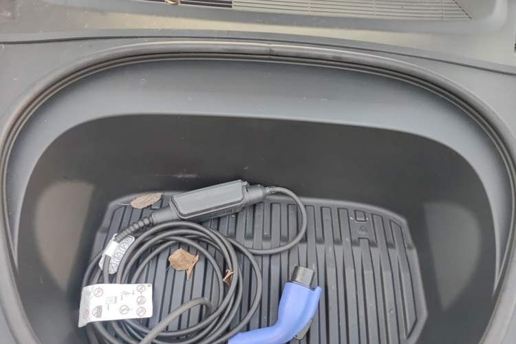 Used Tesla Model 3 2023 Rear-Wheel-Drive Version Engine Bay