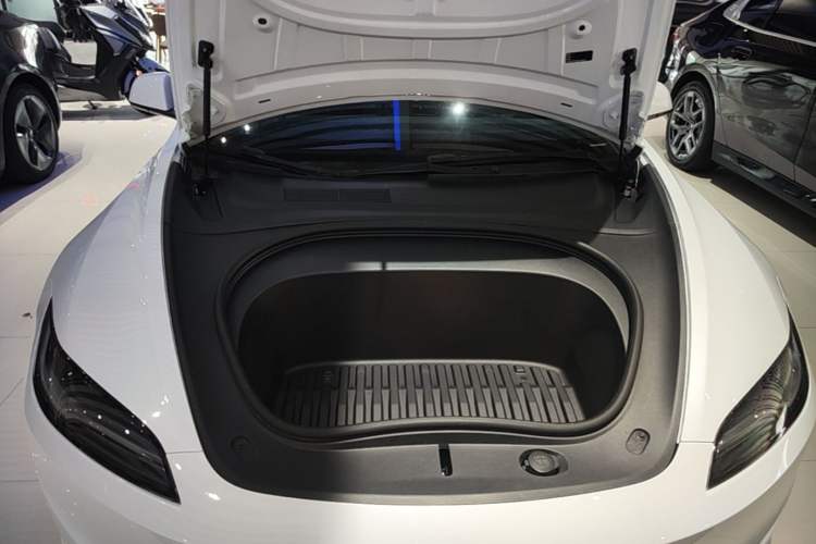 Used Tesla Model 3 2023 Rear-Wheel-Drive Version Engine Bay
