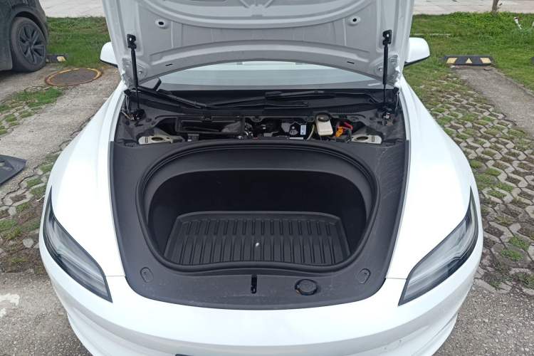Used Tesla Model 3 2023 Rear-Wheel-Drive Version Engine Bay