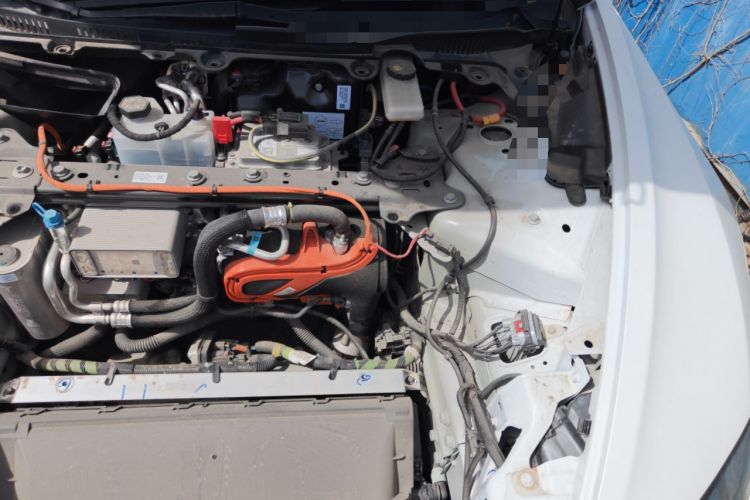 Used Tesla Model 3 2023 Rear-Wheel-Drive Version Engine Bay Left