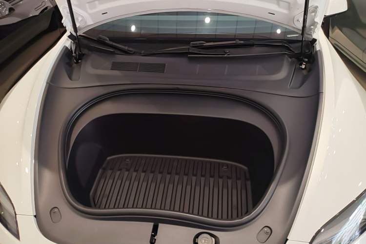 Used Tesla Model 3 2023 Rear-Wheel-Drive Version Engine Bay
