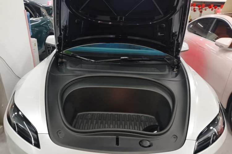 Used Tesla Model 3 2023 Rear-Wheel-Drive Version Engine Bay