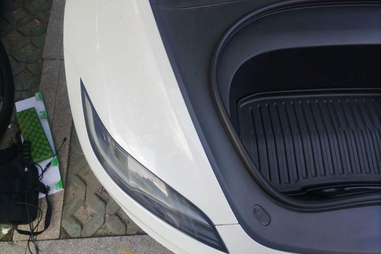 Used Tesla Model 3 2023 Rear-Wheel-Drive Version Engine Bay Right