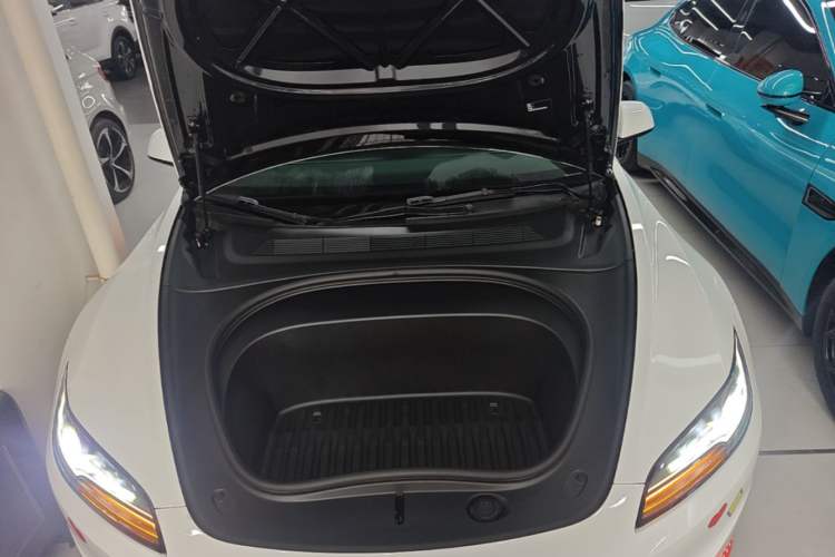 Used Tesla Model 3 2023 Rear-Wheel-Drive Version Engine Bay