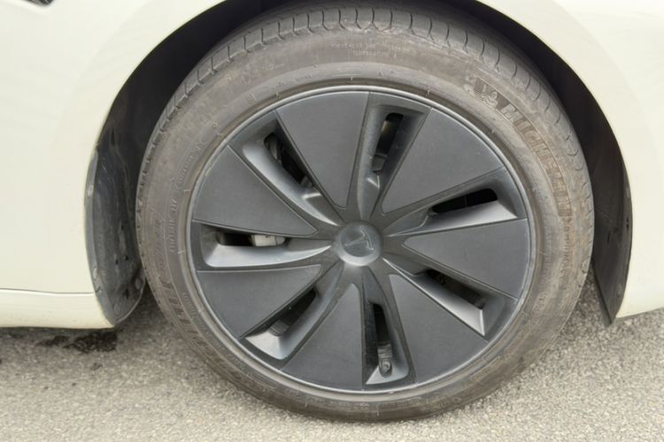 Used Tesla Model 3 2023 Rear-Wheel-Drive Version Exterior 1