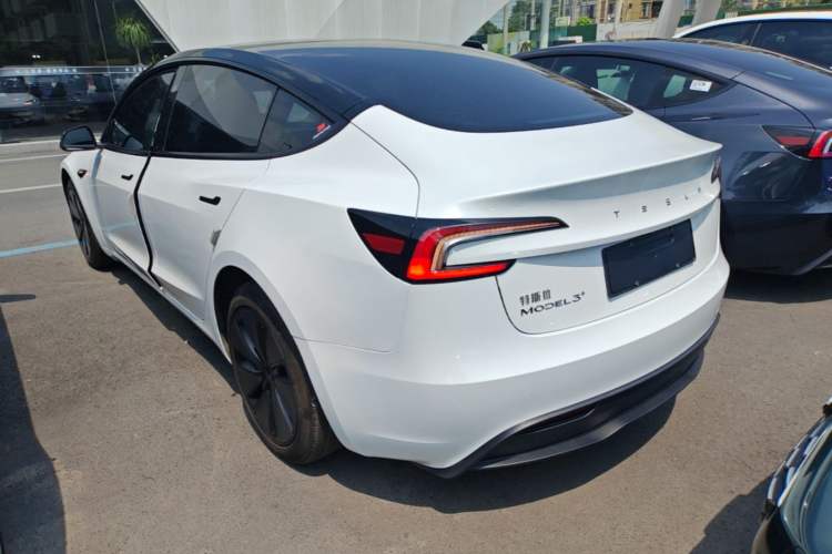 Used Tesla Model 3 2023 Long-Range All-Wheel-Drive Version Exterior 2
