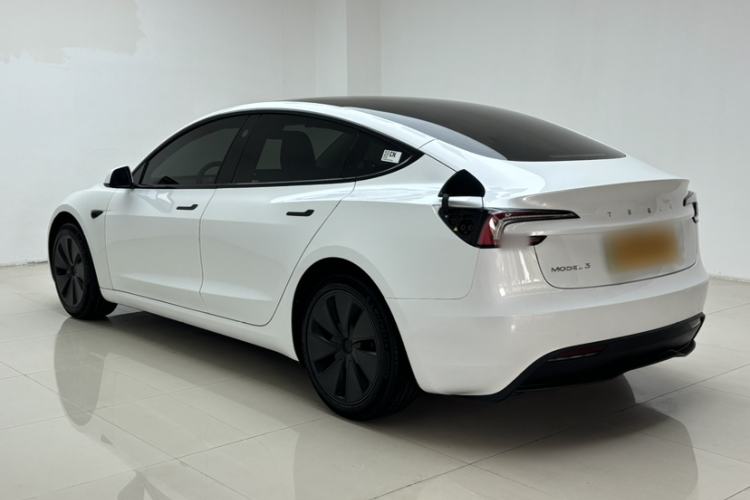 Used Tesla Model 3 2023 Rear-Wheel-Drive Version Exterior 2