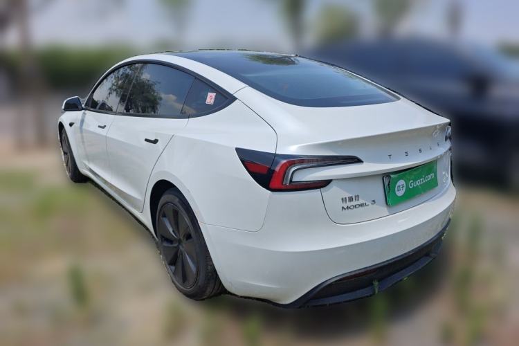 Used Tesla Model 3 2023 Rear-Wheel-Drive Version Exterior 3