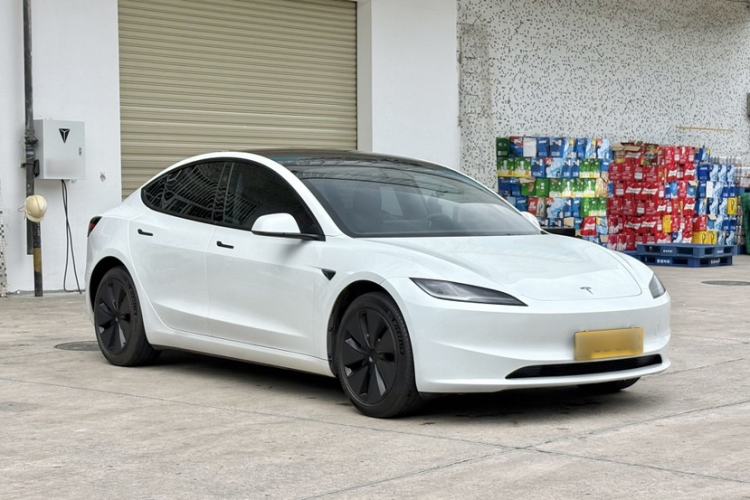 Used Tesla Model 3 2023 Rear-Wheel-Drive Version Exterior 3