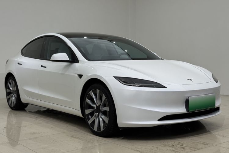 Used Tesla Model 3 2023 Long-Range All-Wheel-Drive Version Exterior 3