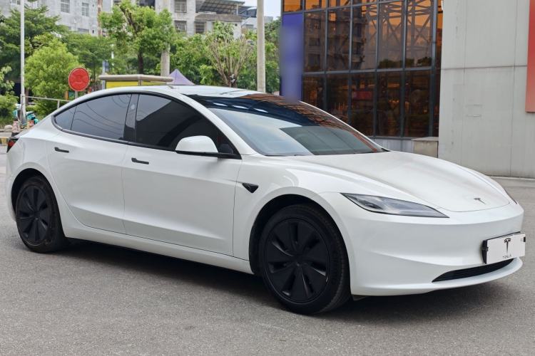 Used Tesla Model 3 2023 Rear-Wheel-Drive Version Exterior 3