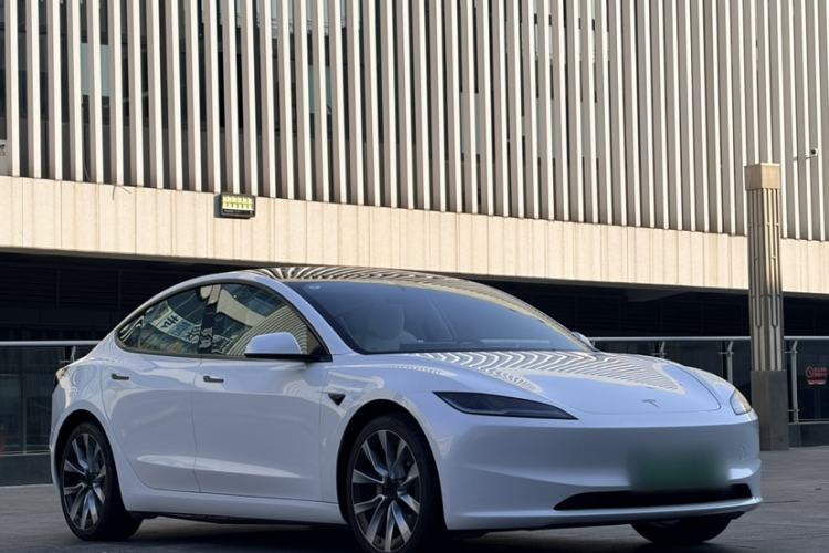 Used Tesla Model 3 2023 Rear-Wheel-Drive Version Exterior 3