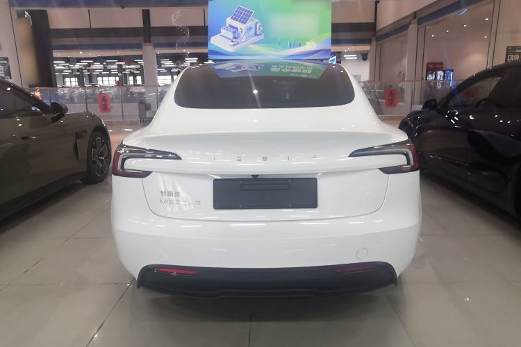 Used Tesla Model 3 2023 Rear-Wheel-Drive Version Exterior 3