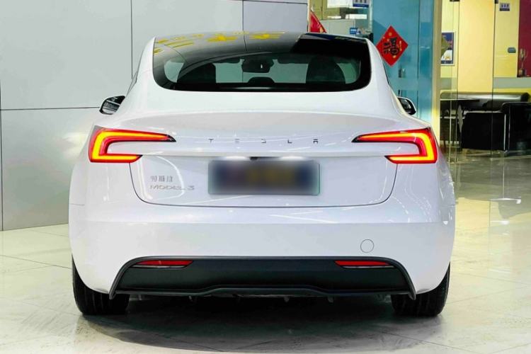 Used Tesla Model 3 2023 Rear-Wheel-Drive Version Exterior 4