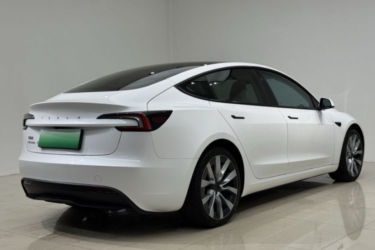 Used Tesla Model 3 2023 Long-Range All-Wheel-Drive Version Exterior 4