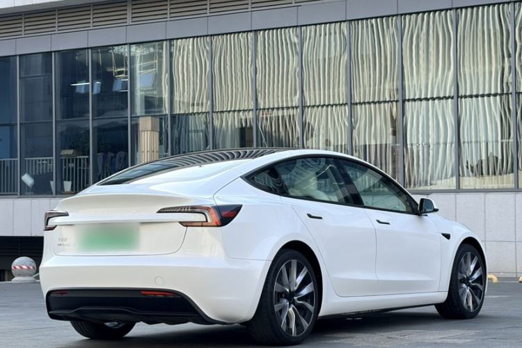 Used Tesla Model 3 2023 Rear-Wheel-Drive Version Exterior 4