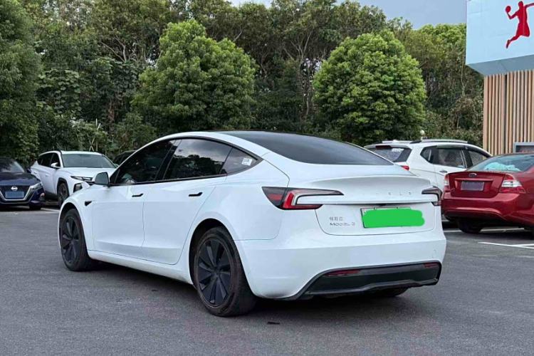 Used Tesla Model 3 2023 Rear-Wheel-Drive Version Exterior 4