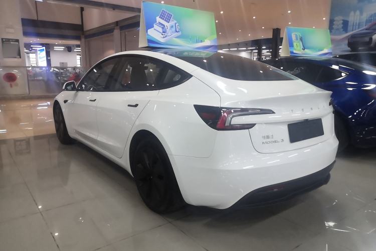 Used Tesla Model 3 2023 Rear-Wheel-Drive Version Exterior 4