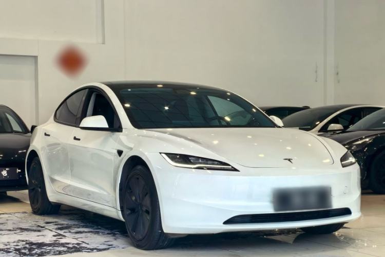 Used Tesla Model 3 2023 Rear-Wheel-Drive Version Exterior 5
