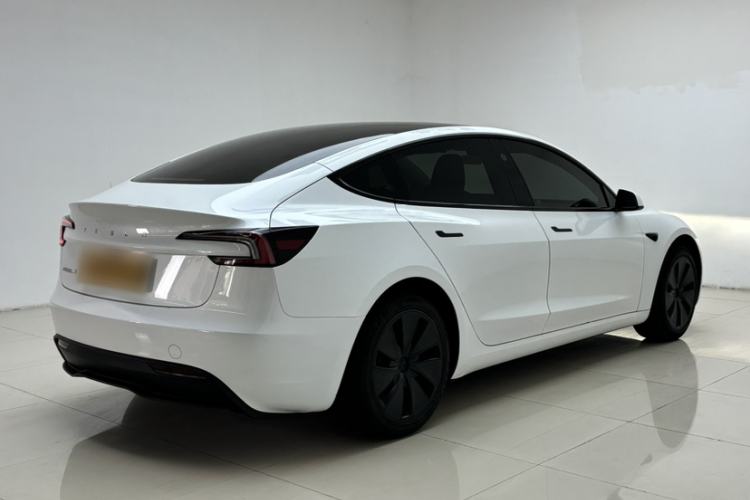 Used Tesla Model 3 2023 Rear-Wheel-Drive Version Exterior 5