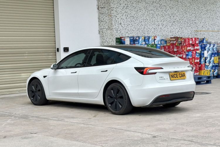 Used Tesla Model 3 2023 Rear-Wheel-Drive Version Exterior 6