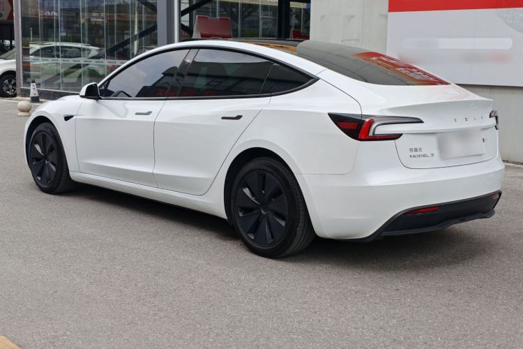 Used Tesla Model 3 2023 Rear-Wheel-Drive Version Exterior 6