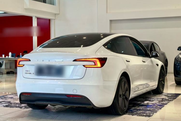 Used Tesla Model 3 2023 Rear-Wheel-Drive Version Exterior 7